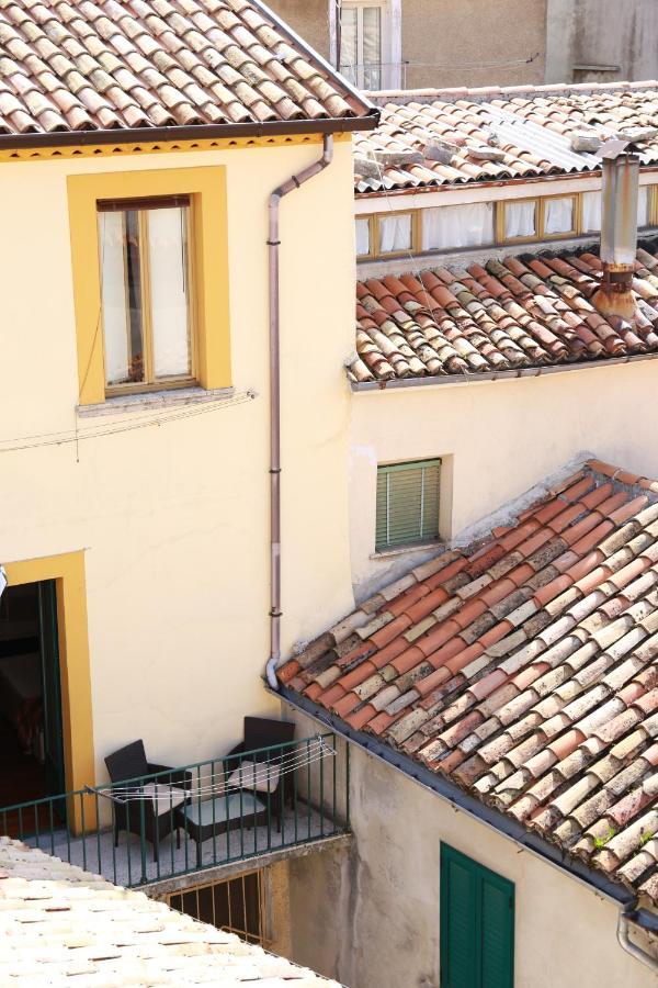 La Casetta Di Renato Mormanno Exteriör bild